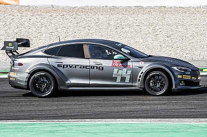 Posticipata la prima stagione dell’Electric Production Car Series