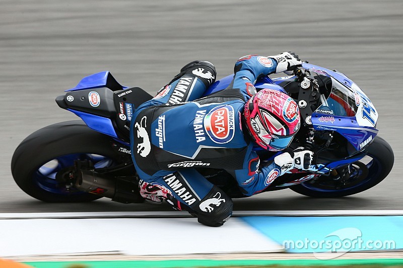 Lucas Mahias conquista la pole position a Losail davanti a Cortese e Cluzel