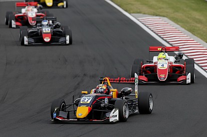 Ticktum s'interroge sur la domination de Schumacher en F3