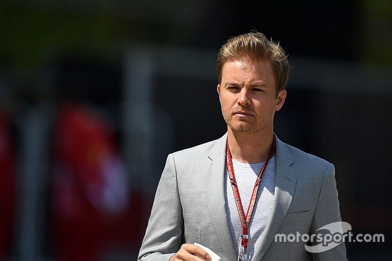 Rosberg: "No le ganas a Mercedes si no eres perfecto y Ferrari no lo fue"