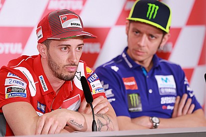Dovizioso szerint Rossi már összetörte volna magát, ha nem vesz vissza