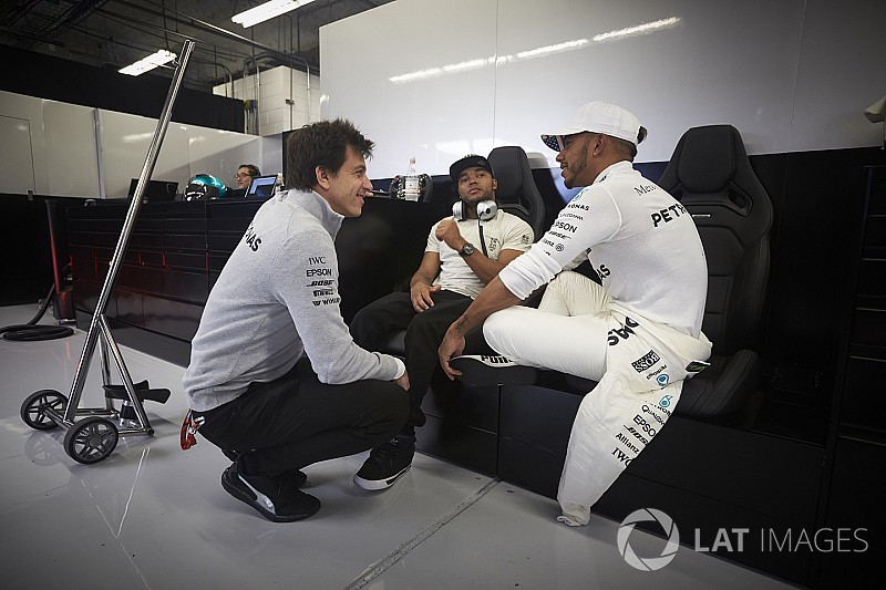 Wolff: "Hamilton está en su mejor momento"