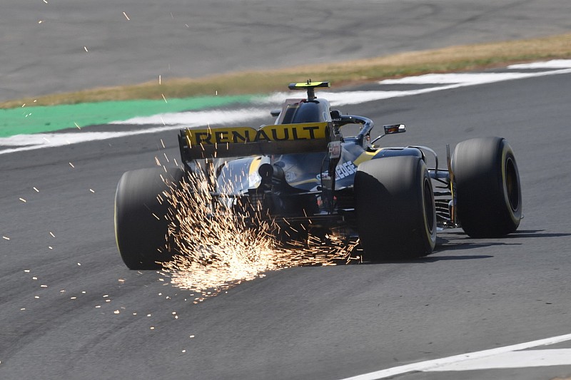 Trek bergelombang, Sainz merasa kasihan dengan MotoGP