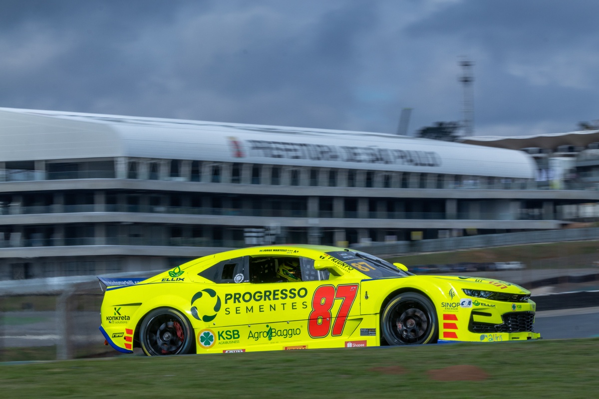 NASCAR Brasil: Jorge Martelli exalta "ajuste ideal" do carro e conquista do top-5 na Corrida 1 de Interlagos