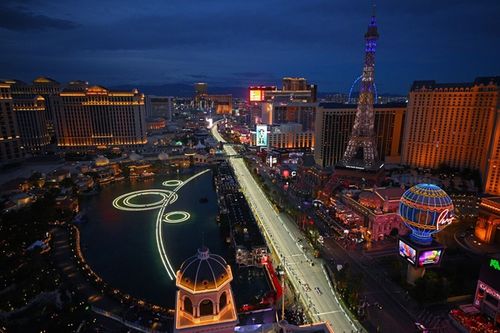 F1 AO VIVO: Russell lidera TL3 com pista molhada em Vegas, McLarens ficam em último e Bortoleto é 13°; veja Tempo Real