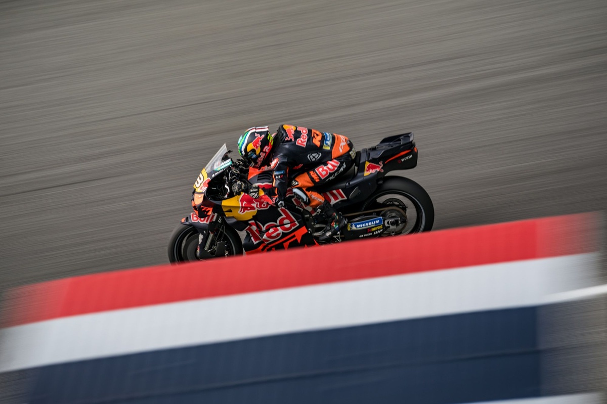 KTM prévoit un écart de performance limité entre les MotoGP 2026 et 2027