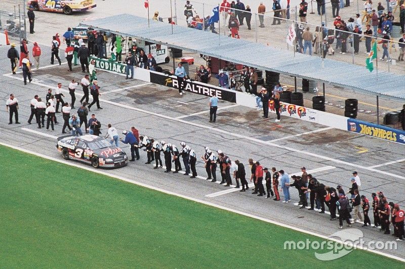 Dale Earnhardt celeberate his victory