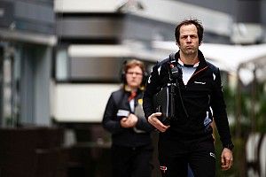 Pilbeam leaves McLaren for Renault as Enstone expansion continues