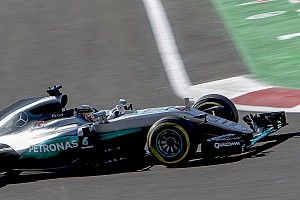 Hamilton con la pole position para México