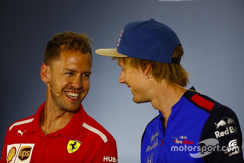 Les rivaux de Vettel prennent sa défense après sa pénalité