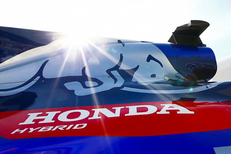 Video: De redenen van Red Bull om over te stappen naar Honda