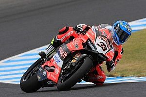 Tes WorldSBK Australia: Melandri memimpin, Rea terjatuh