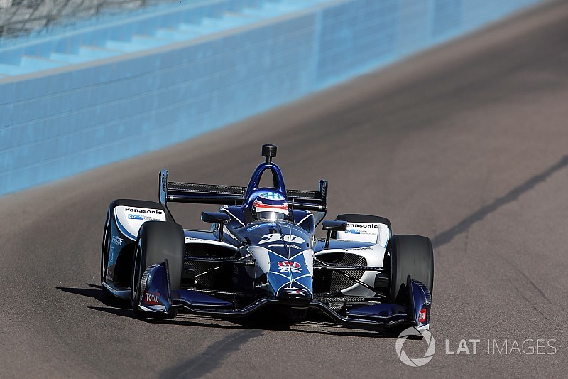Essais Phoenix J2 - Sato le plus rapide, Dixon dans le mur
