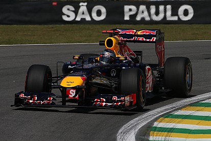 Red Bull V8, Buemi y un aeródromo… ¡sube el volumen!
