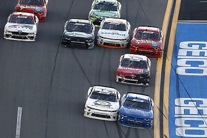 GALERÍA: Los diez finales más apretados de NASCAR en 2018