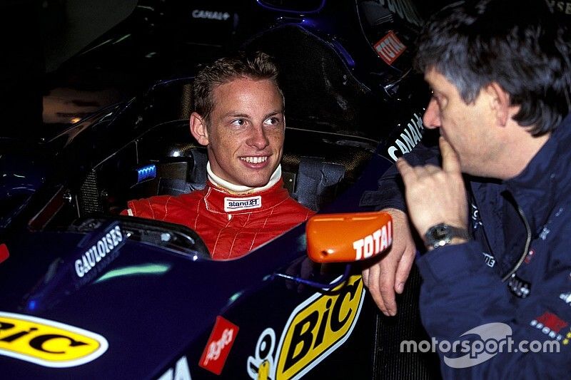 Campeão da F1, Button faz 40 anos; relembre os carros do piloto
