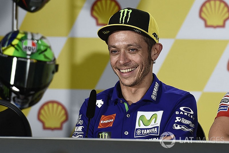 Rossi scherza: "Cosa ha fatto Marc 2 anni fa? Non farò niente neanche io"