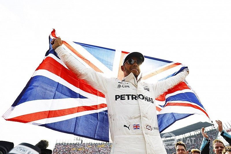 2017 World Champion Lewis Hamilton, Mercedes AMG F1