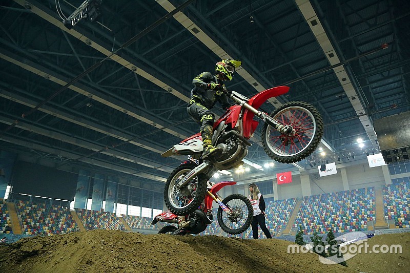 İstanbul Supercross şampiyonası başladı