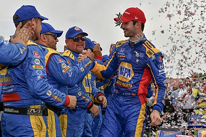 IndyCar Mid-Ohio: Strategi pit jitu beri Rossi kemenangan