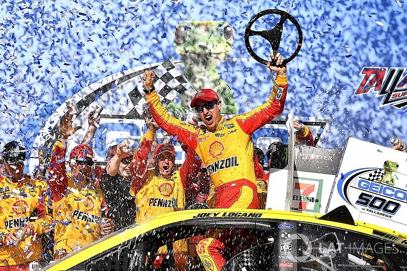 Logano vence em Talladega e encerra jejum na Cup