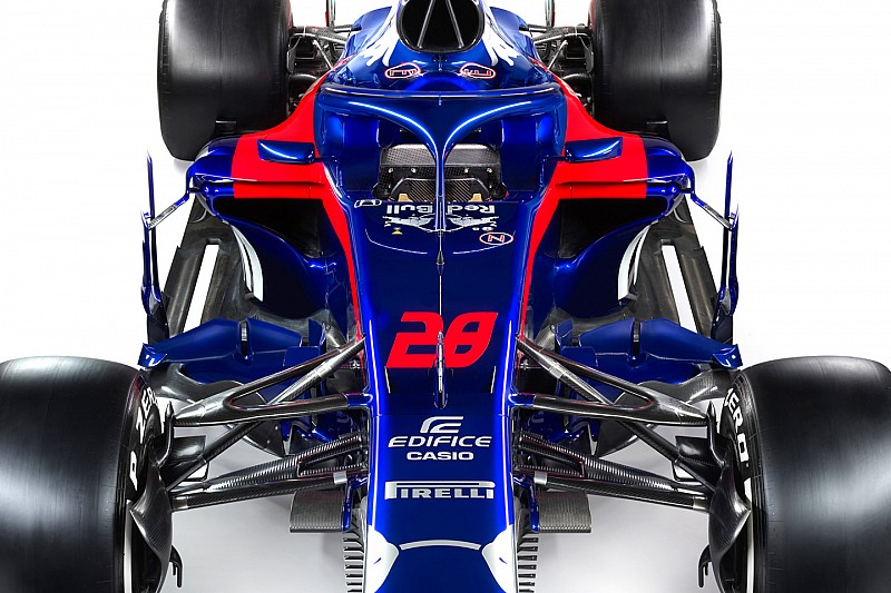 Comparación del Toro Rosso STR12 vs. STR13