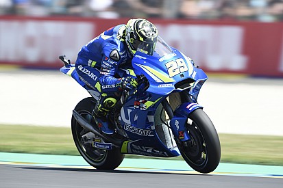 Mugello, Libere 1: Iannone davanti alle Ducati di Pirro e Dovizioso
