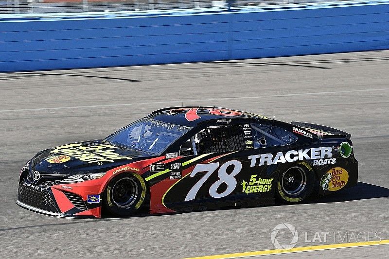 Martin Truex Jr. centra la prima pole stagionale a Phoenix