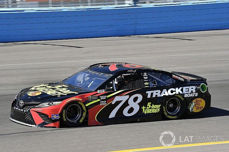 Martin Truex Jr., Furniture Row Racing, Toyota Camry 5-hour ENERGY/Bass Pro Shops