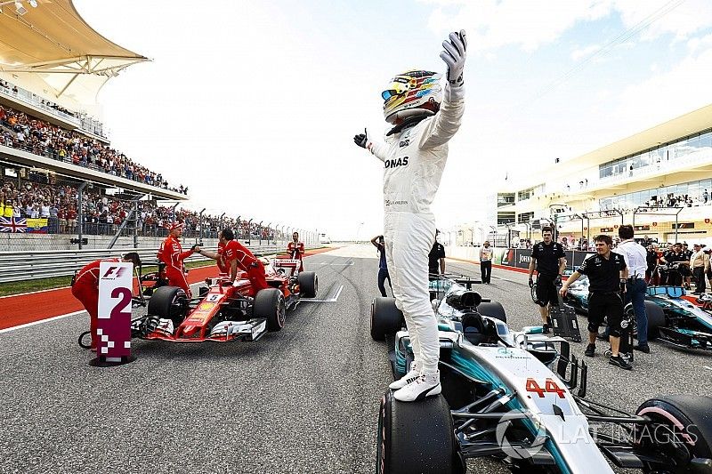 United States GP: Hamilton on pole as Vettel snatches second