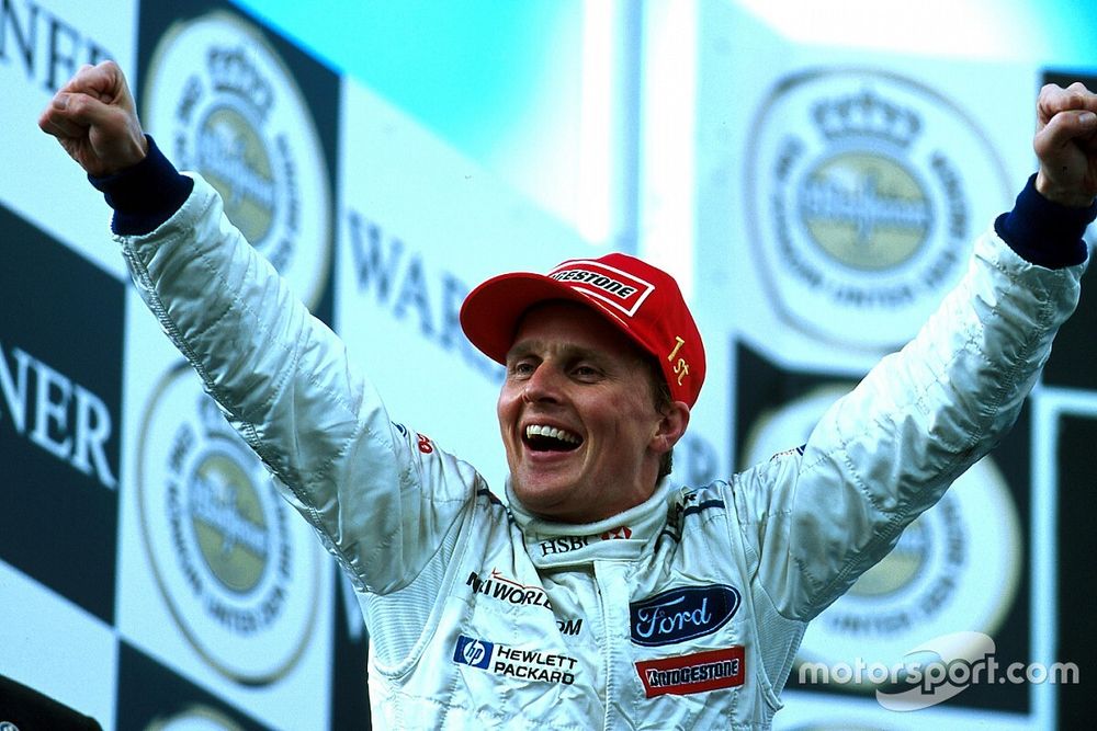 Podium: race winner Johnny Herbert, Stewart Grand Prix