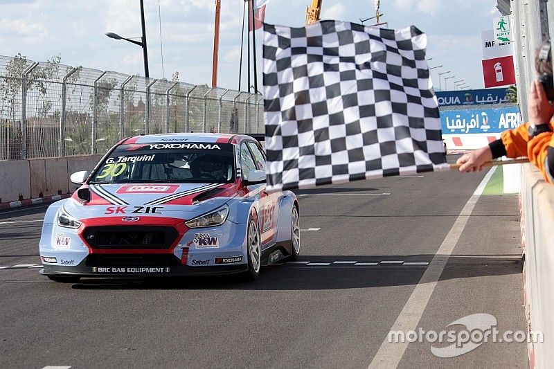 Tarquini obtiene la pole en Marrakech