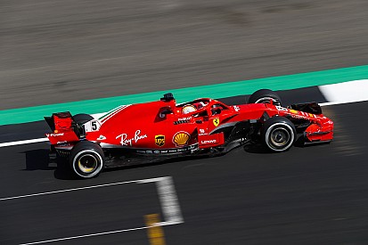 Vettel, Mercedes'in Silverstone'daki "sihrine" son vermeyi hedefliyor