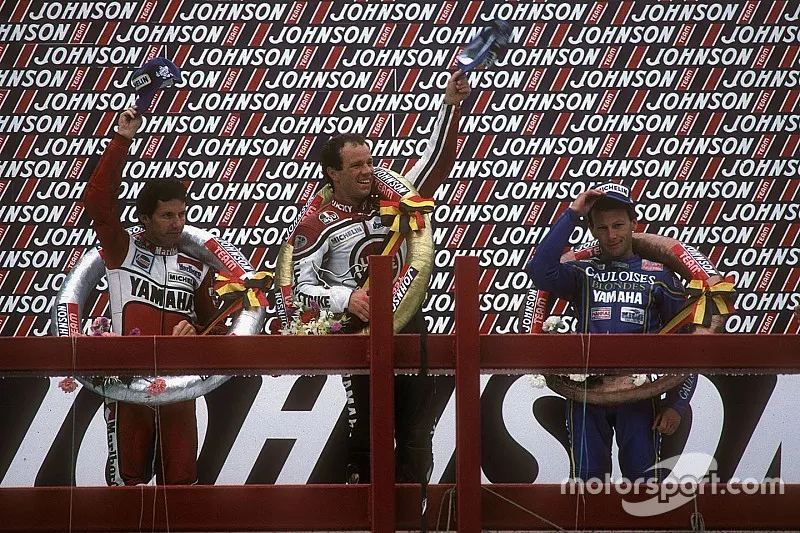 Podium : le vainqueur Randy Mamola, le deuxi&egrave;me Eddie Lawson, le troisi&egrave;me Christian Sarron
