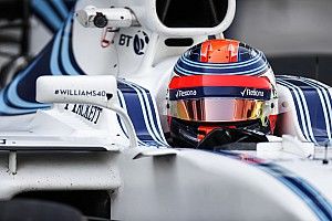Kubica : "Je ne pilote pas avec une seule main !"