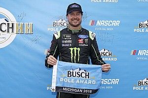Kurt Busch takes Michigan pole over Brad Keselowski