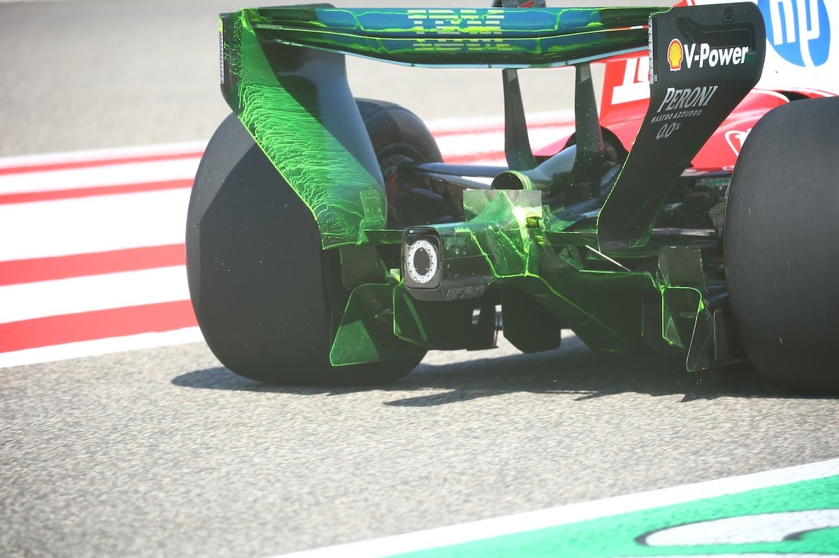 Ferrari sorprende con una idea inédita en el escape del SF-26