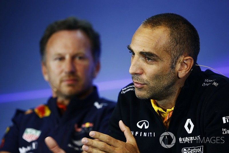 Christian Horner, director del equipo, Red Bull Racing, Cyril Abiteboul, Director General de Renault