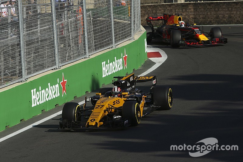 В Renault заметили в запрете Red Bull на тесты Риккардо признаки страха
