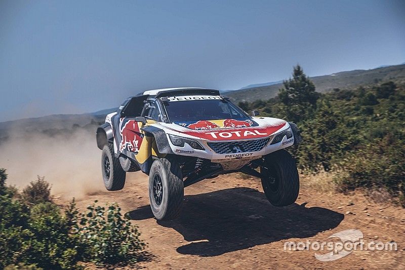 Lavigne: "El retiro de Peugeot del Dakar es normal"