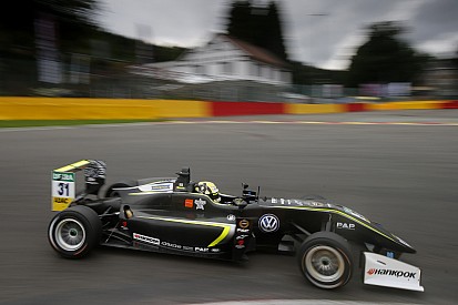 Dominio di Lando Norris in Gara 1 a Spa-Francorchamps