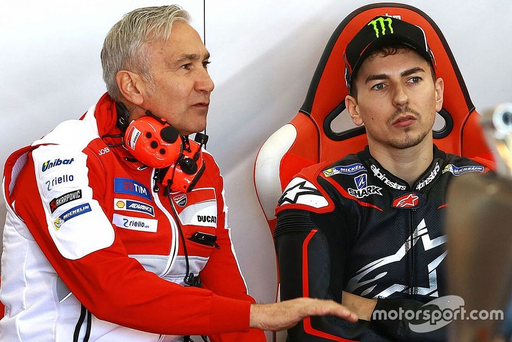 Davide Tardozzi, Director de equipo del equipo Ducati, Jorge Lorenzo, el equipo de Ducati