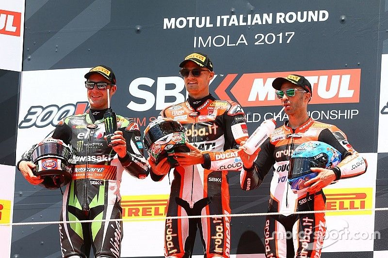 Podium: race winner Chaz Davies, Ducati Team, second place Jonathan Rea, Kawasaki Racing, third place Marco Melandri, Ducati Team