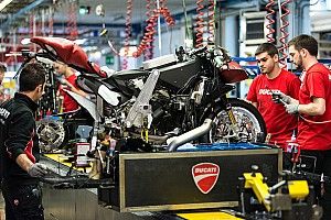 Фабрики Ducati и Aprilia возобновляют работу