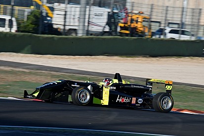 F2 Italian Trophy: Andrea Cola centra una grande pole a Vallelunga