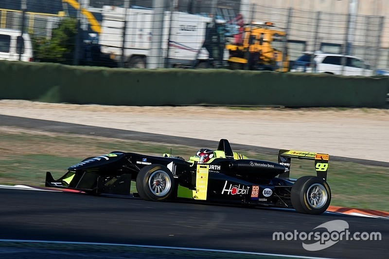 F2 Italian Trophy: Andrea Cola centra una grande pole a Vallelunga