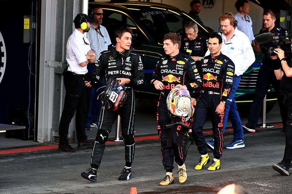 George Russell Nilai Max Verstappen Sangat Sulit Dikalahkan