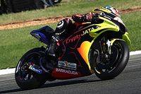 1年でMotoGP脱落のビンダーはアプリリア転向の「犠牲になった」とRNF。ヤマハとの直接契約が裏目に