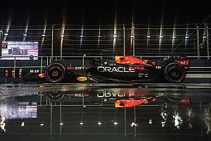 Brundle over uitgestelde start: "Waarom nemen we nog full wets mee?"