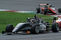 Dużo pecha Sztuki we włoskiej F4